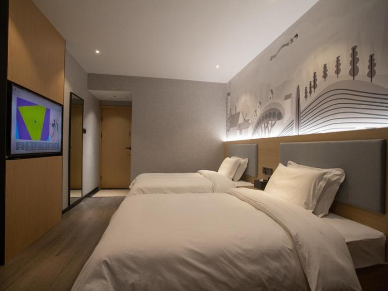 Thank Inn Chain Hotel Hunan Huaihua Hecheng District South High Speed Rail Station Extérieur photo