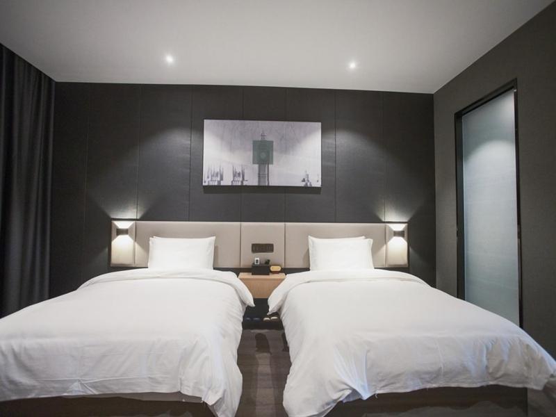 Thank Inn Chain Hotel Hunan Huaihua Hecheng District South High Speed Rail Station Extérieur photo
